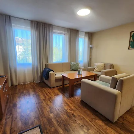 Apartment Mountain Dream Near Road Bansko